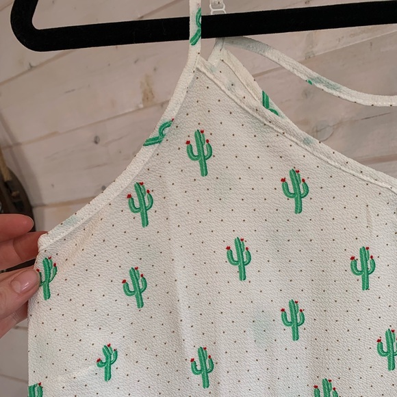 Only | White Cactus Print Camisole NWT - Picture 2 of 5